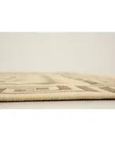 Bayshore Home Outdoor Pashio Pas5 Beige 7' x 10' Area Rug