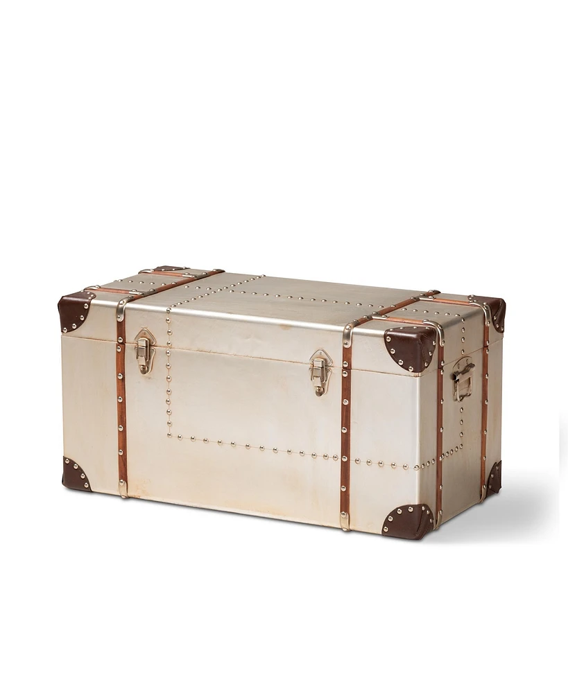Bechet Trunk