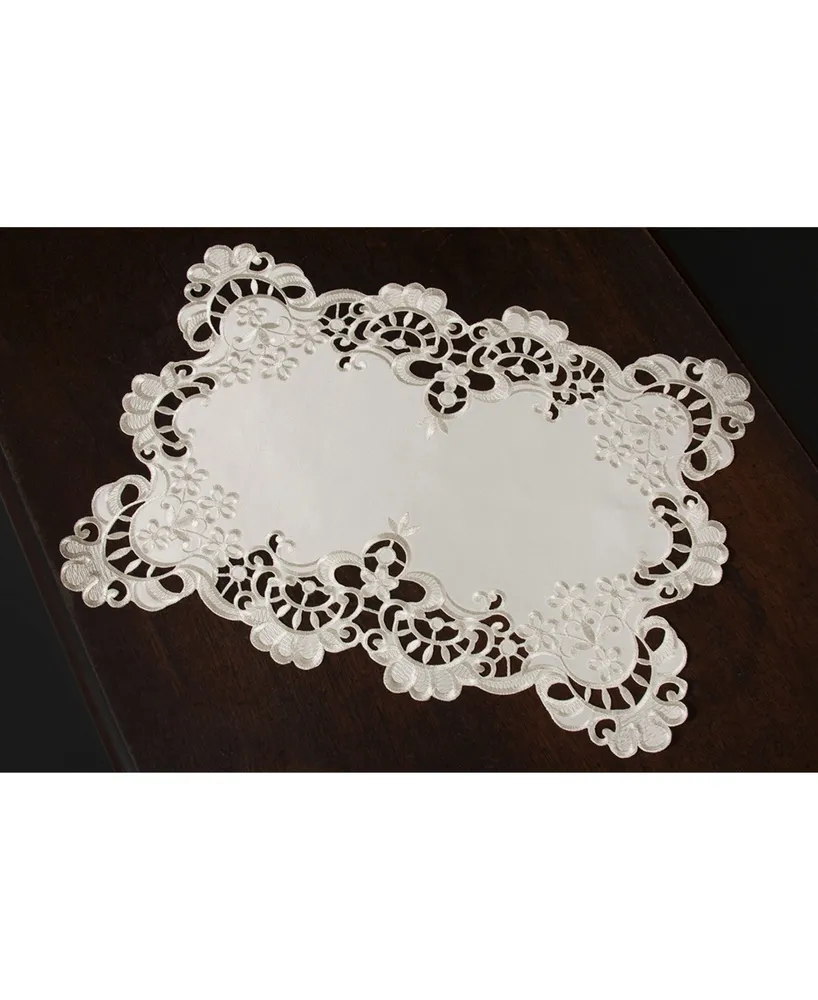 Xia Home Fashions Scalloped Lace Embroidered Cutwork Placemats, 13" x 19", Set of 4