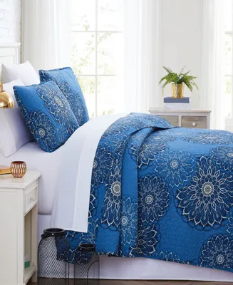 Southshore Fine Linens Midnight Floral Printed -Piece Quilt and Coordinating Sham Set