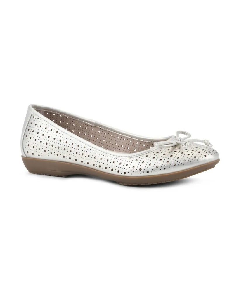 Cliffs by White Mountain Women's Cheryl Ballet Flats