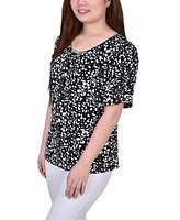 Women's Elbow Cuffed Sleeve Hardware Top