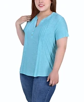 Plus Size Short Sleeve Y-Neck Jacquard Knit Top