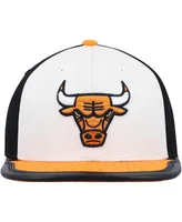 Men's Mitchell & Ness White and Orange Chicago Bulls Day One Snapback Hat