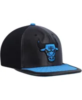 Men's Mitchell & Ness Black, Royal Chicago Bulls Day One Snapback Hat