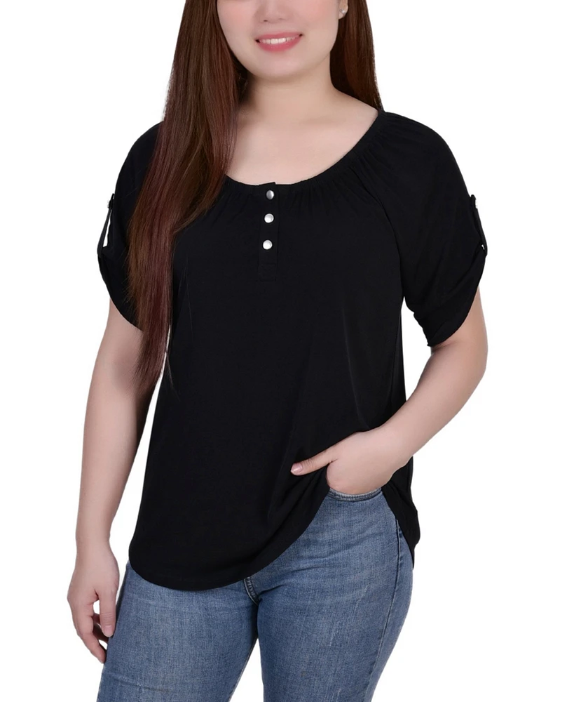Women's Short Sleeve Round Neck Henley Top
