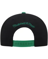 Men's Mitchell & Ness Black and Kelly Green Boston Celtics Hardwood Classics Sharktooth Snapback Hat