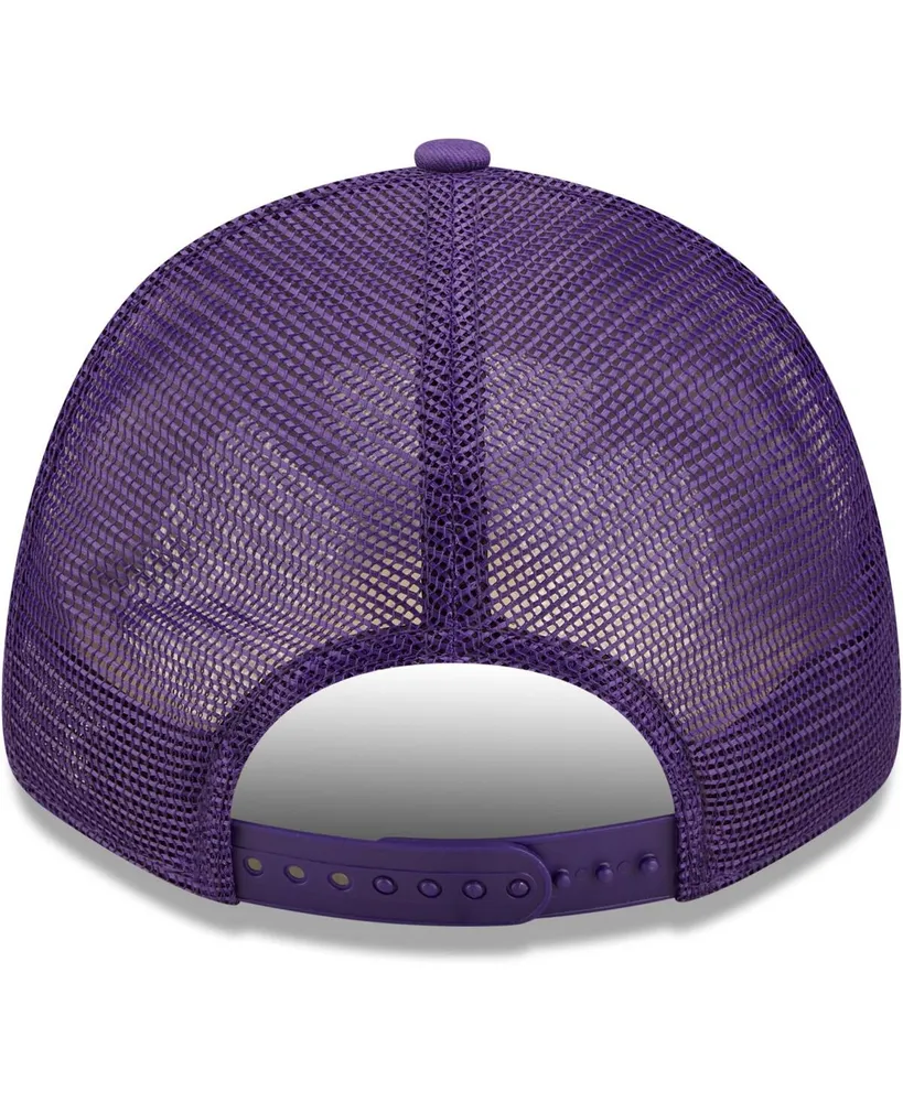 Men's New Era Purple Los Angeles Lakers Team Logo Patch 9FORTY Trucker Snapback Hat