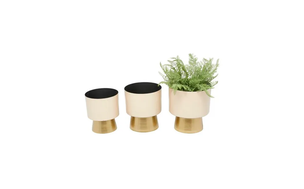 CosmoLiving Metal Planter with Gold-Tone Base Set of 3