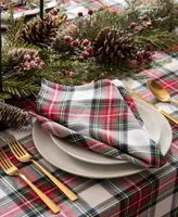 Elrene Christmas Classic Holiday Plaid 8 Piece Napkin Set, 17" x 17"