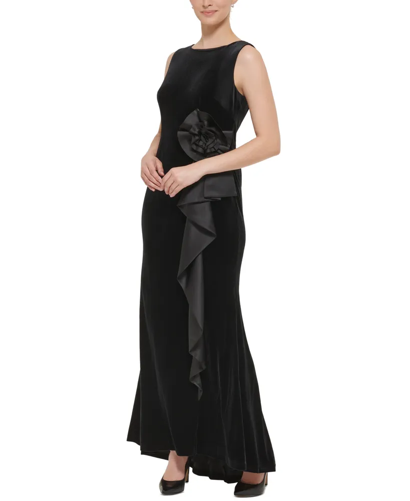 Jessica Howard Women's Cascading-Ruffle Off-The-Shoulder Gown