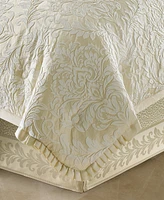 J Queen New York Marquis 4-Pc. Comforter Set