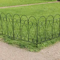 Sunnydaze Decor 5-Piece Traditional Iron Garden Border Fencing - 10 ft