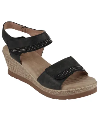 Gc Shoes Women's Jorda Embellished Wedge Sandals