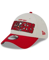 Men's New Era Stone, Red Tampa Bay Buccaneers 2023 Nfl Draft 39THIRTY Flex Hat