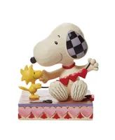 Jim Shore Snoopy with Hearts Garland