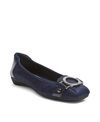 Anne Klein Women's Umeko Snip Toe Ballet Flats