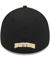 Men's New Era Black Milwaukee Brewers Logo 39THIRTY Flex Hat