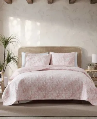 Tommy Bahama Home Distressed Quilt Sets