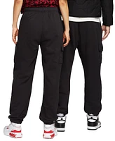 Nike Women's Sportswear Club Fleece Mid-Rise Oversized Cargo Sweatpants