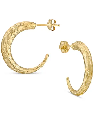Etched Texture Tapered Small Hoop Earrings in 10k Gold. 3/4"