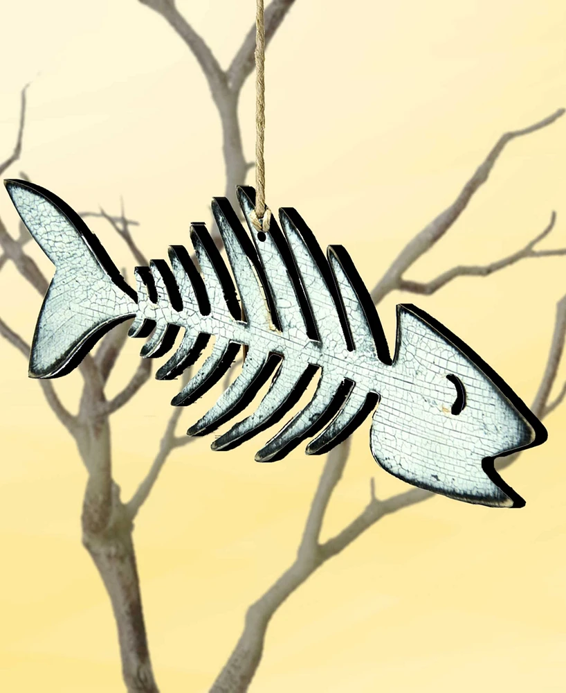 Designocracy Holiday Wooden Ornaments Halloween Fish Skeleton Home Decor Set of 2 G. DeBrekht