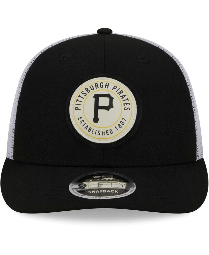 Men's New Era Black Pittsburgh Pirates Circle Trucker Low Profile 9FIFTY Snapback Hat