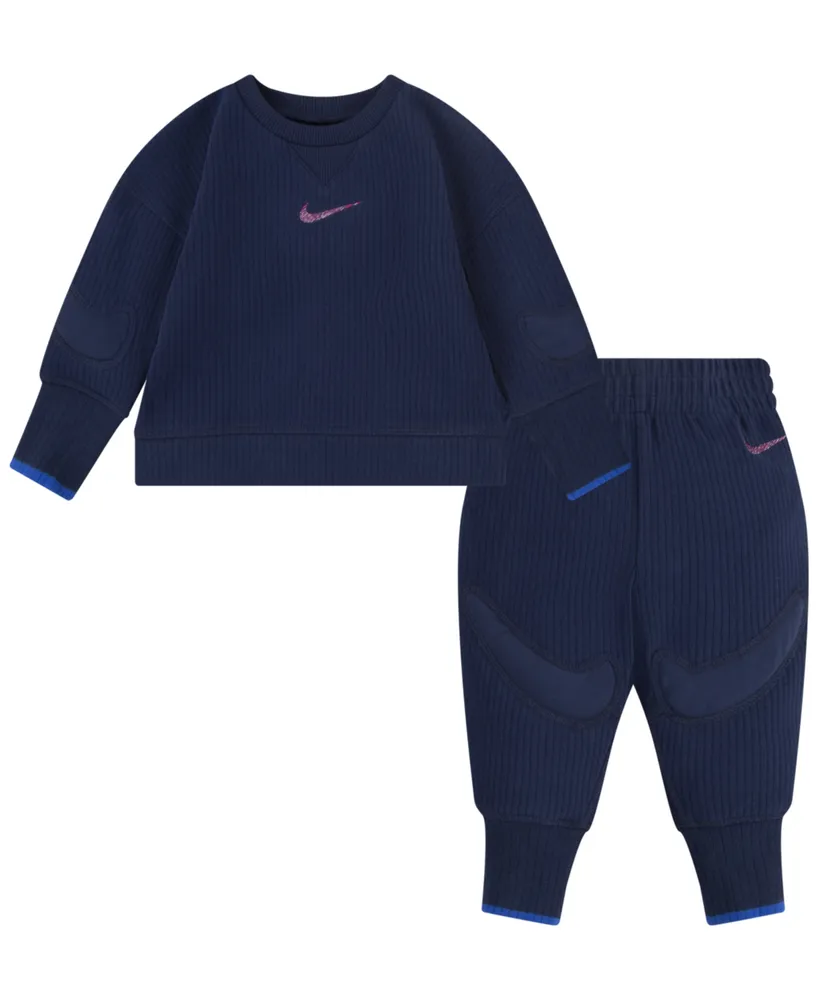 Nike Boys' 2-Piece Tricot Tracksuit Pants Set Outfit : : Clothing,  Shoes & Accessories