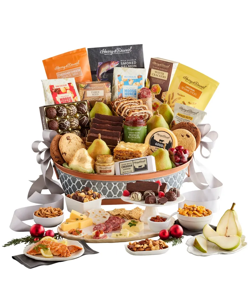 Deluxe Hearthside Gift Basket