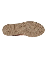Earth Women's Jenna Round Toe Casual Stacked Heel Booties