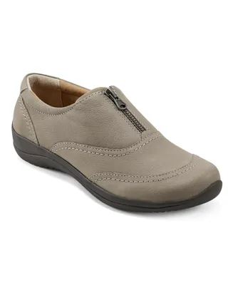 Earth Women's Fannie Round Toe Casual Slip On Flats