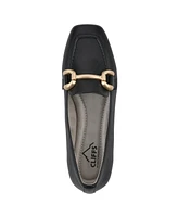 Cliffs by White Mountain Bestow Modern Moc-Toe Loafer