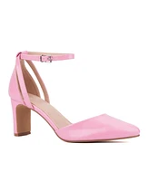 Fashion To Figure Women's Haisley Heel Pump - Wide Width