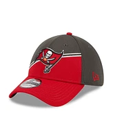 Men's New Era Pewter, Red Tampa Bay Buccaneers 2023 Sideline 39THIRTY Flex Hat