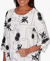 Alfred Dunner Women's Opposites Attract Geometric Crew Neck Top