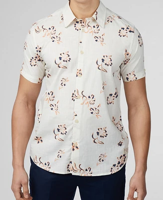 Ben Sherman Men's Linear Floral Print Short Sleeve Shirt
