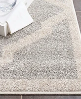 Safavieh Amherst AMT421 Beige and Light Gray 5' x 8' Area Rug