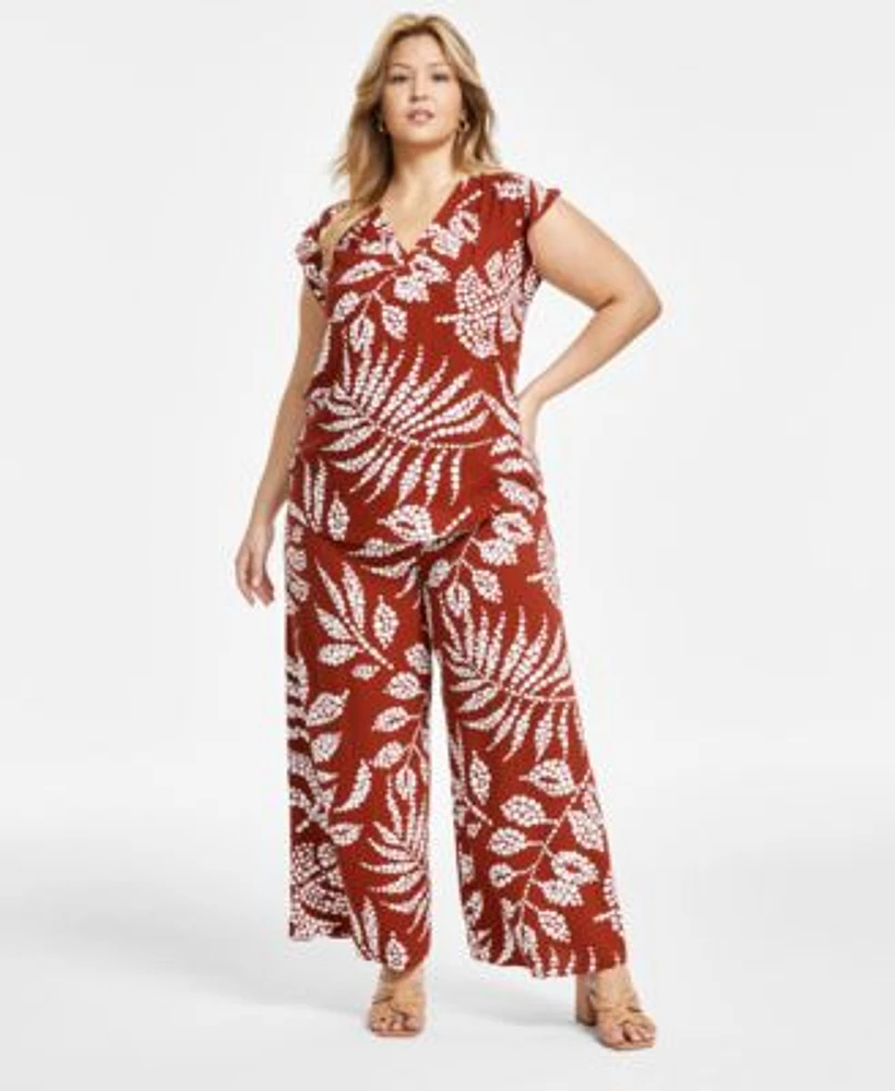 Vince Camuto Plus Size Printed V Neck Flutter Sleeve Top Smocked Waist Wide Leg Pants