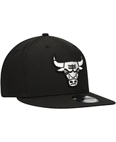 New Era Men's Black Chicago Bulls Chainstitch 9fifty Snapback Hat