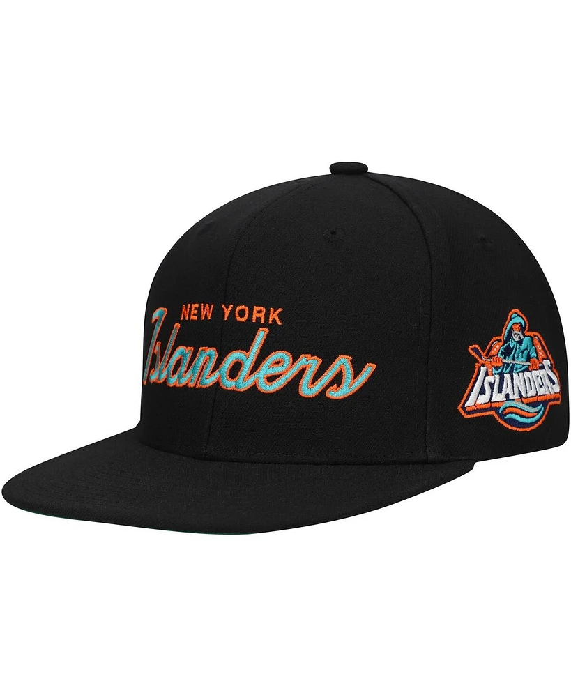 Mitchell Ness Men's Black New York Islanders Core Team Script 2.0 Snapback Hat