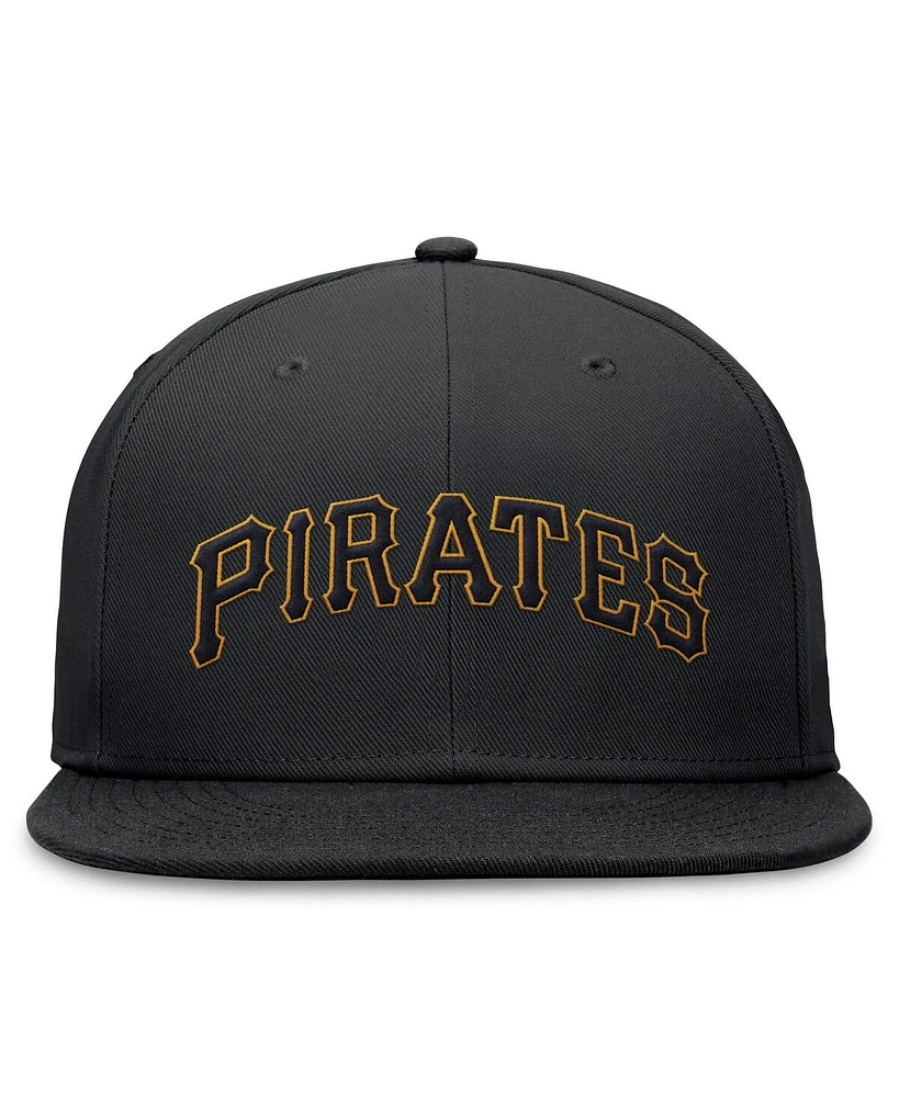 Nike Men's Black Pittsburgh Pirates Evergreen Performance Fitted Hat