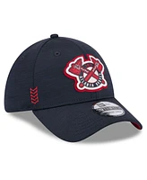 New Era Men's Navy Atlanta Braves 2024 Clubhouse 39THIRTY Flex Fit Hat