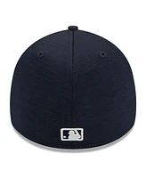 New Era Men's Navy York Yankees 2024 Clubhouse 39THIRTY Flex Fit Hat