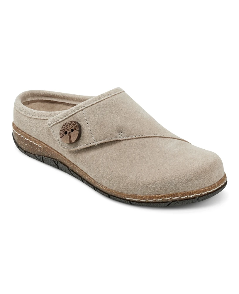 Earth Women's Ezra Round Toe Casual Slip-on Clogs