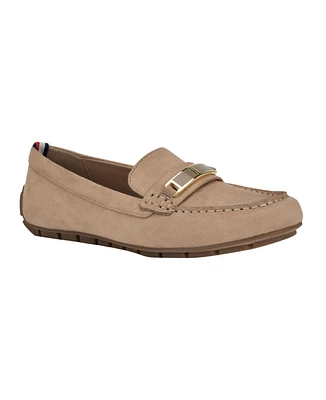 Tommy Hilfiger Women's Kyria Flat Ornamented Driving Mocs