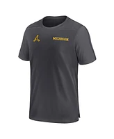 Jordan Men's Michigan Wolverines 2024 Sideline Coach Performance Top