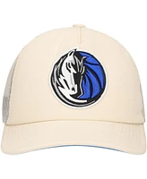 Mitchell & Ness Men's Cream Dallas Mavericks Trucker Adjustable Hat