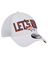 New Era Men's White Denver Broncos Breakers 39THIRTY Flex Hat