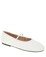 BCBGeneration Women's Marzi Round Toe Casual Flat
