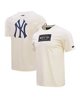 Pro Standard Men's Cream New York Yankees Club Member Badge T-Shirt